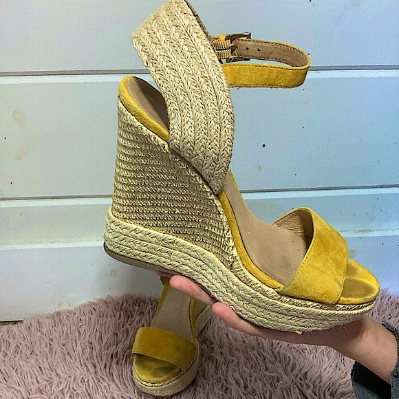 ALDO genuine leather wedge high heels!!! - Picture 1 of 8